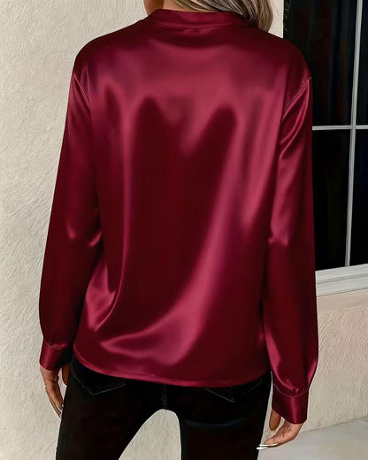 VELORA™ – Instant Elegantie met Perfecte V-Hals