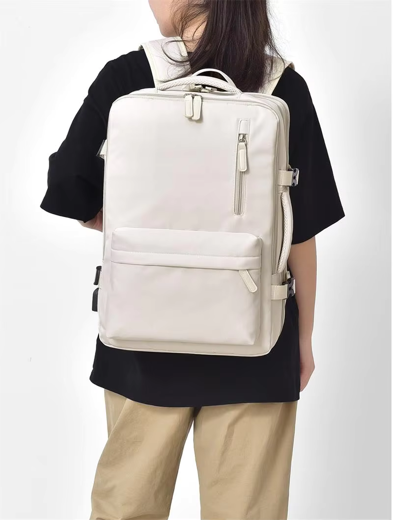 UrbanRoam™ TravelPack – Duurzame Waterdichte Reisrugzak